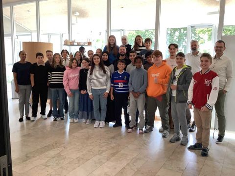 Firma Takeda zu Besuch an der Peter-Thumb Schule in Hilzingen