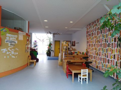 Flur Vorschulbereich Kindergarten Binningen