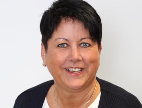 Ihre Ansprechpartnerin Barbara Fahr